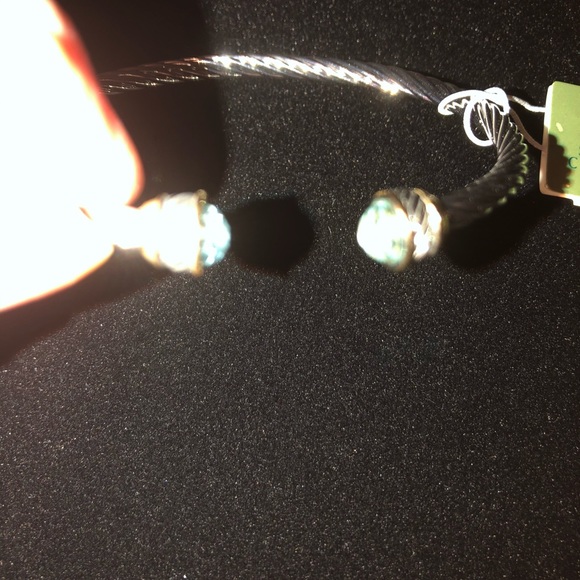 NWT Twisted Silver Bracelet with Turquoise on ends - Picture 4 of 10